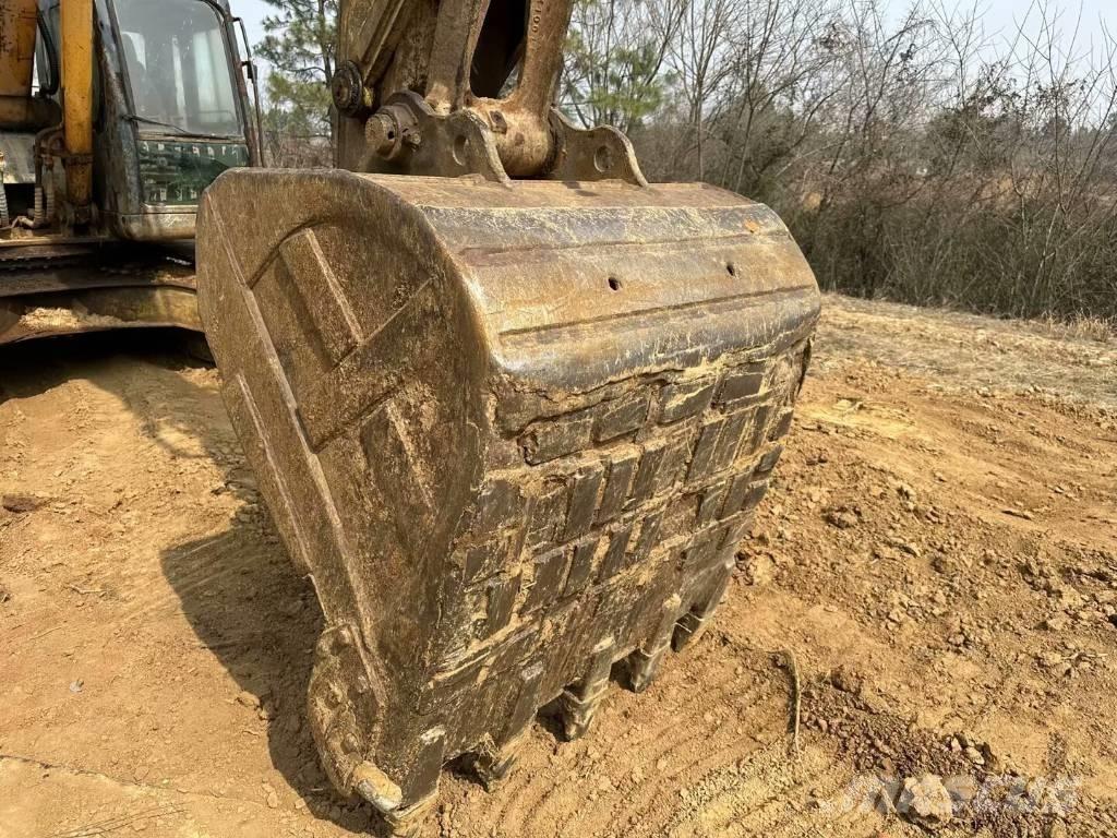 Hyundai 305LC-7 履带挖掘机