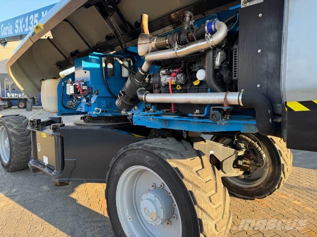 Genie SX 135 XC 直臂高空工作平台