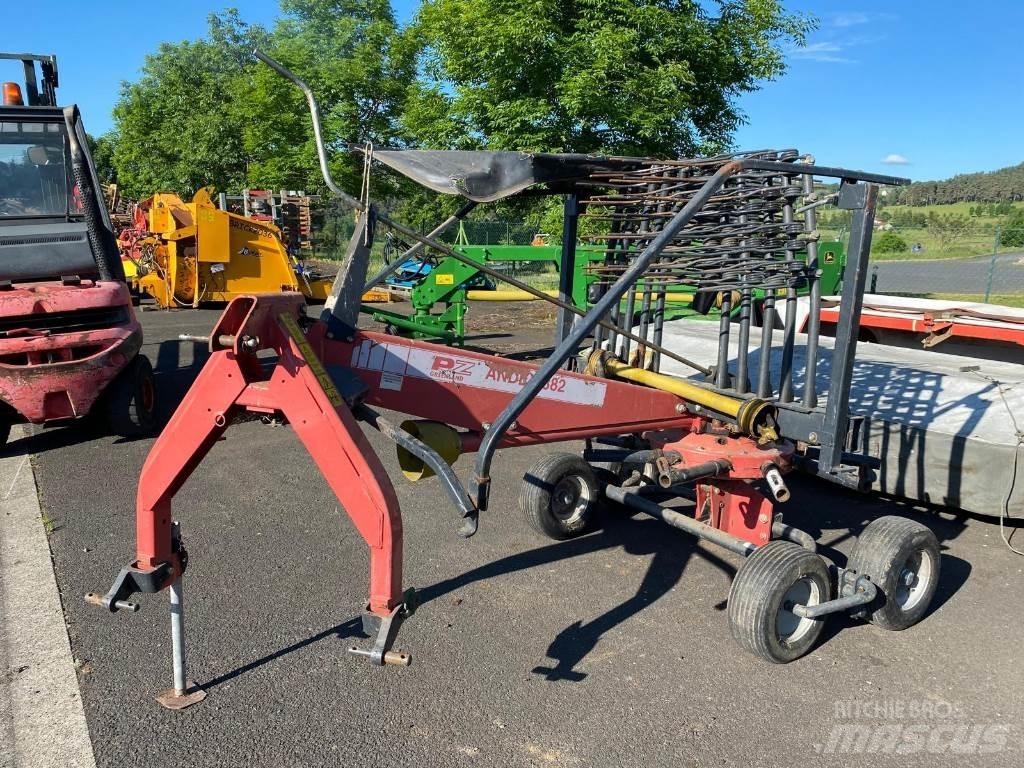 Vicon Andex 382 料堆整形机