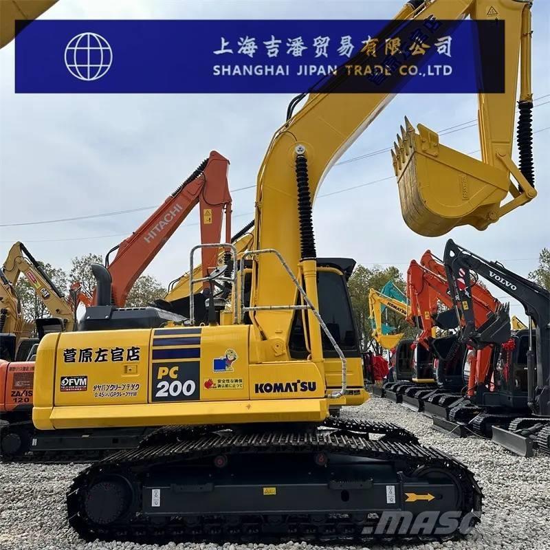 Komatsu PC 220-8 履带挖掘机