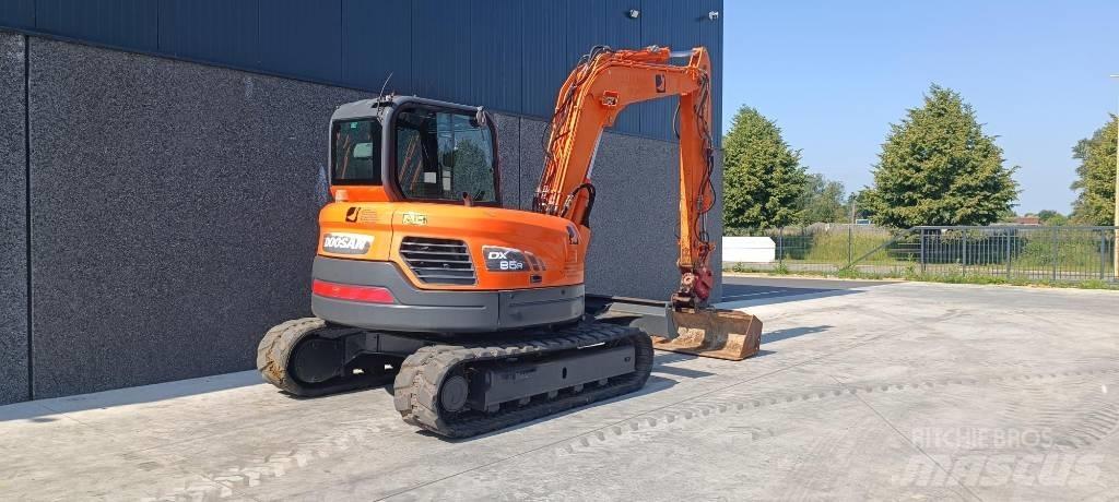 Doosan DX 85 R-3 中型挖掘机