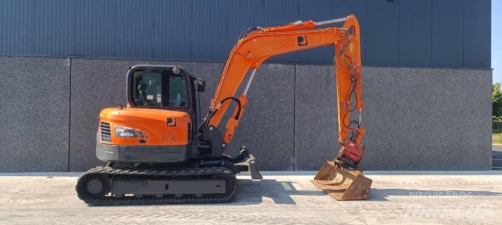 Doosan DX 85 R-3 中型挖掘机