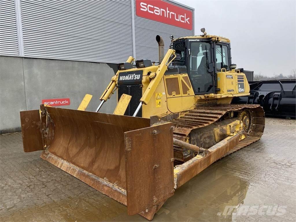 Komatsu D65PXI-18 履带式推土机