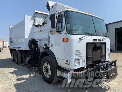Autocar XPEDITOR 垃圾车