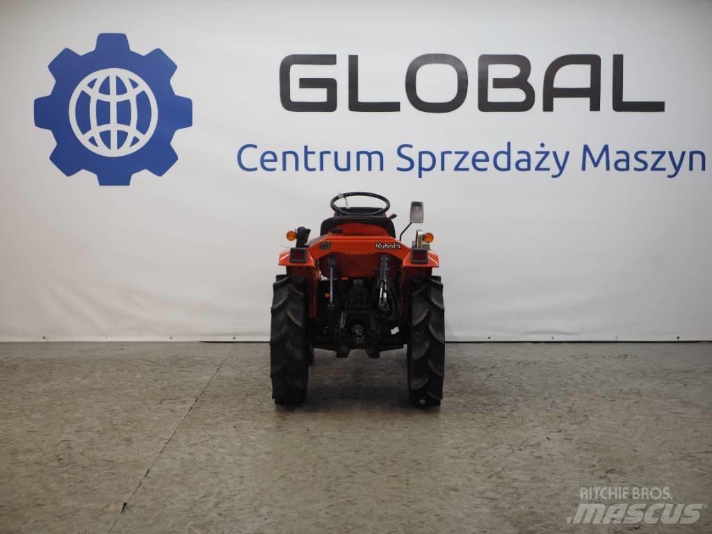 Kubota B 40 小型拖拉机