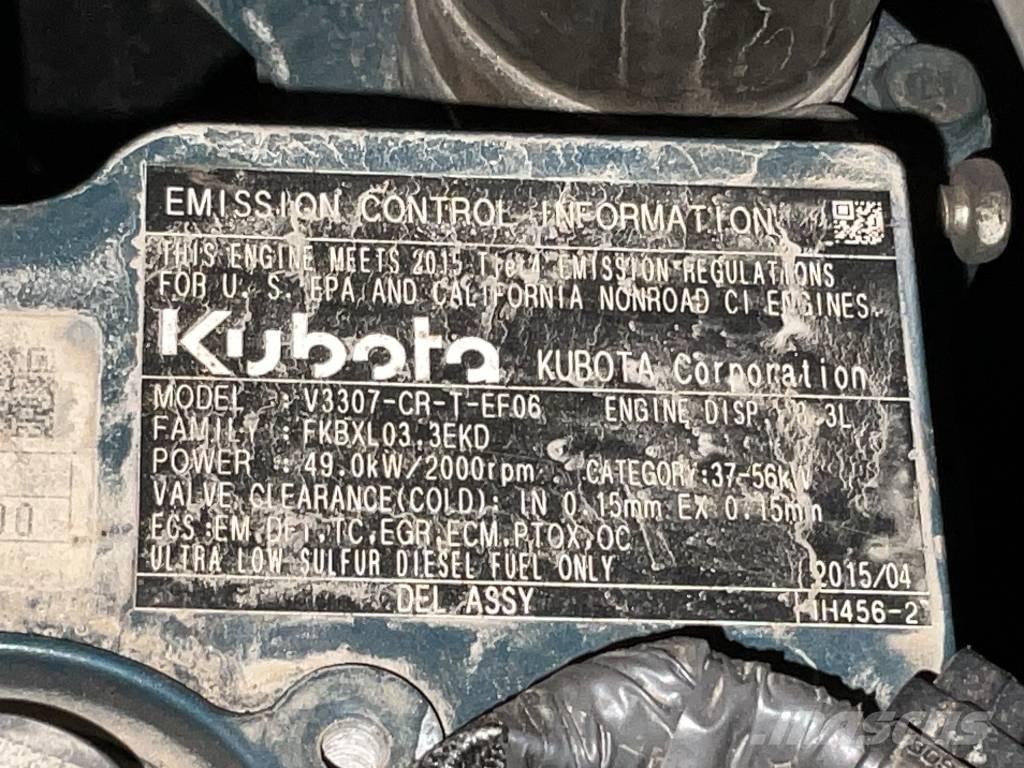 Kubota KX 080-4 中型挖掘机
