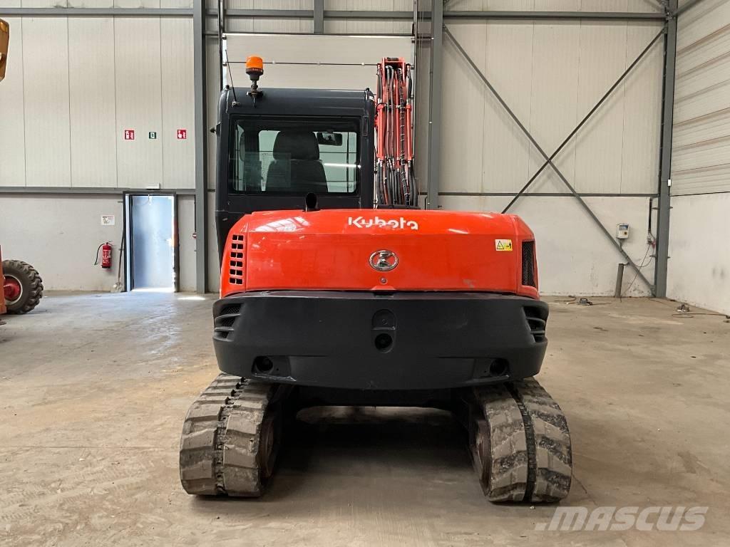 Kubota KX 080-4 中型挖掘机
