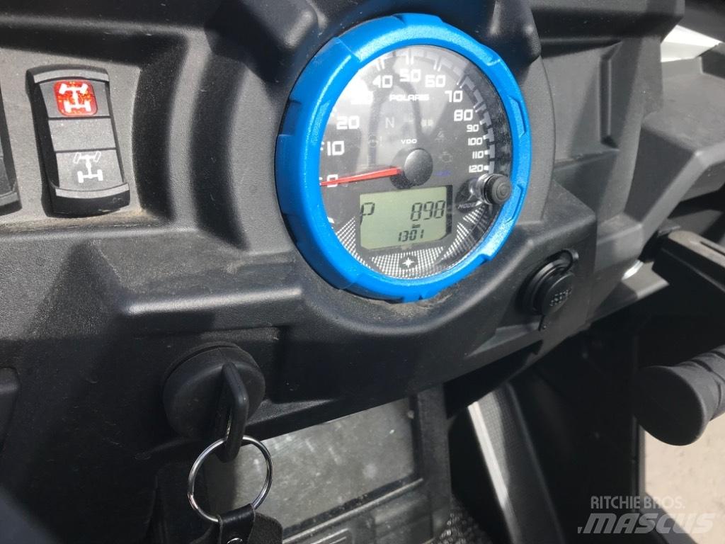 Polaris RZR 1000 沙滩车