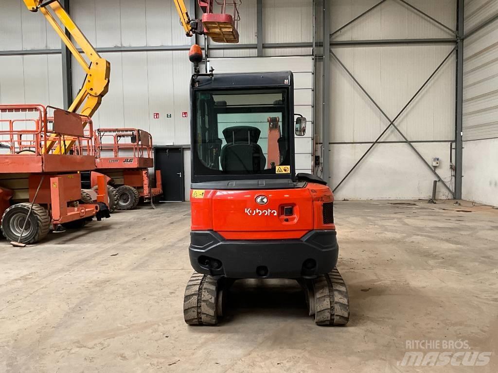 Kubota KX 030-4 小型挖掘机