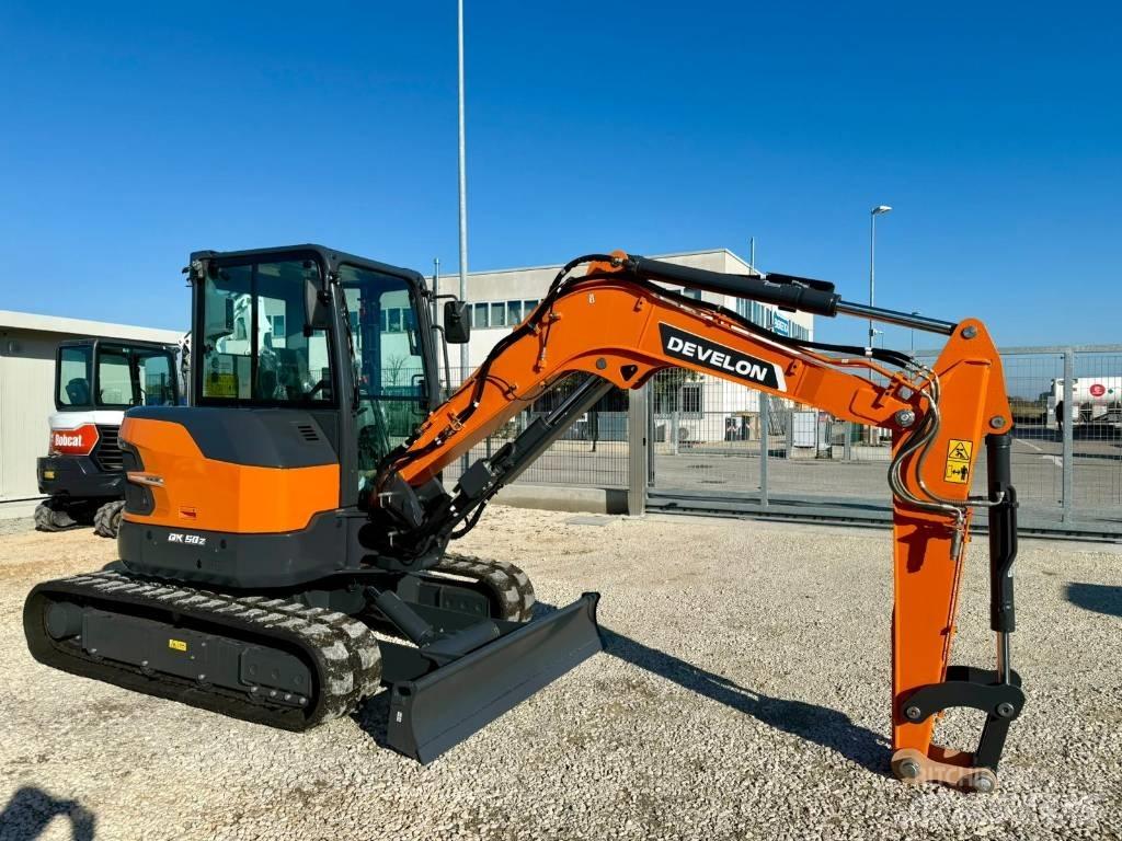 Develon DX 50 Z-7 小型挖掘机