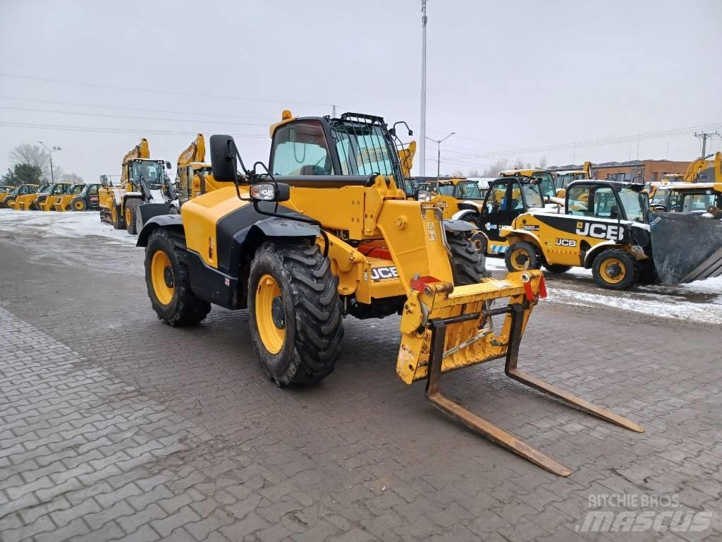 JCB 535-95 伸缩臂叉装车|叉装车