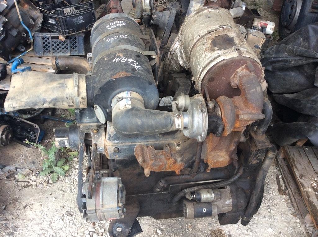 Komatsu WB 93 R 发动机