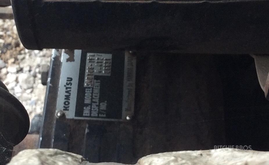 Komatsu WB 93 R 发动机