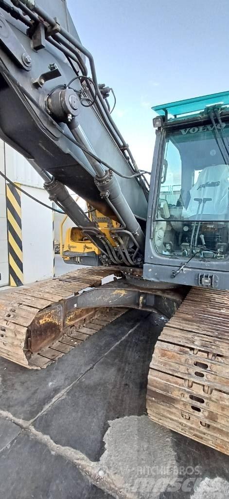 Volvo EC 210 C N L 履带挖掘机
