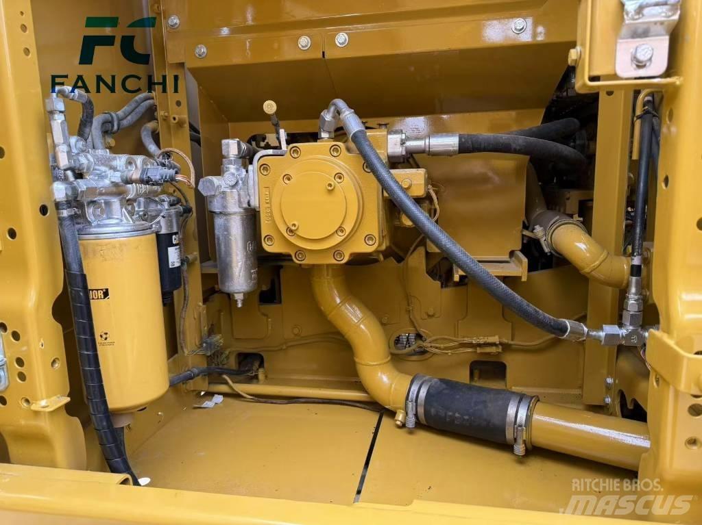 CAT 320 履带挖掘机