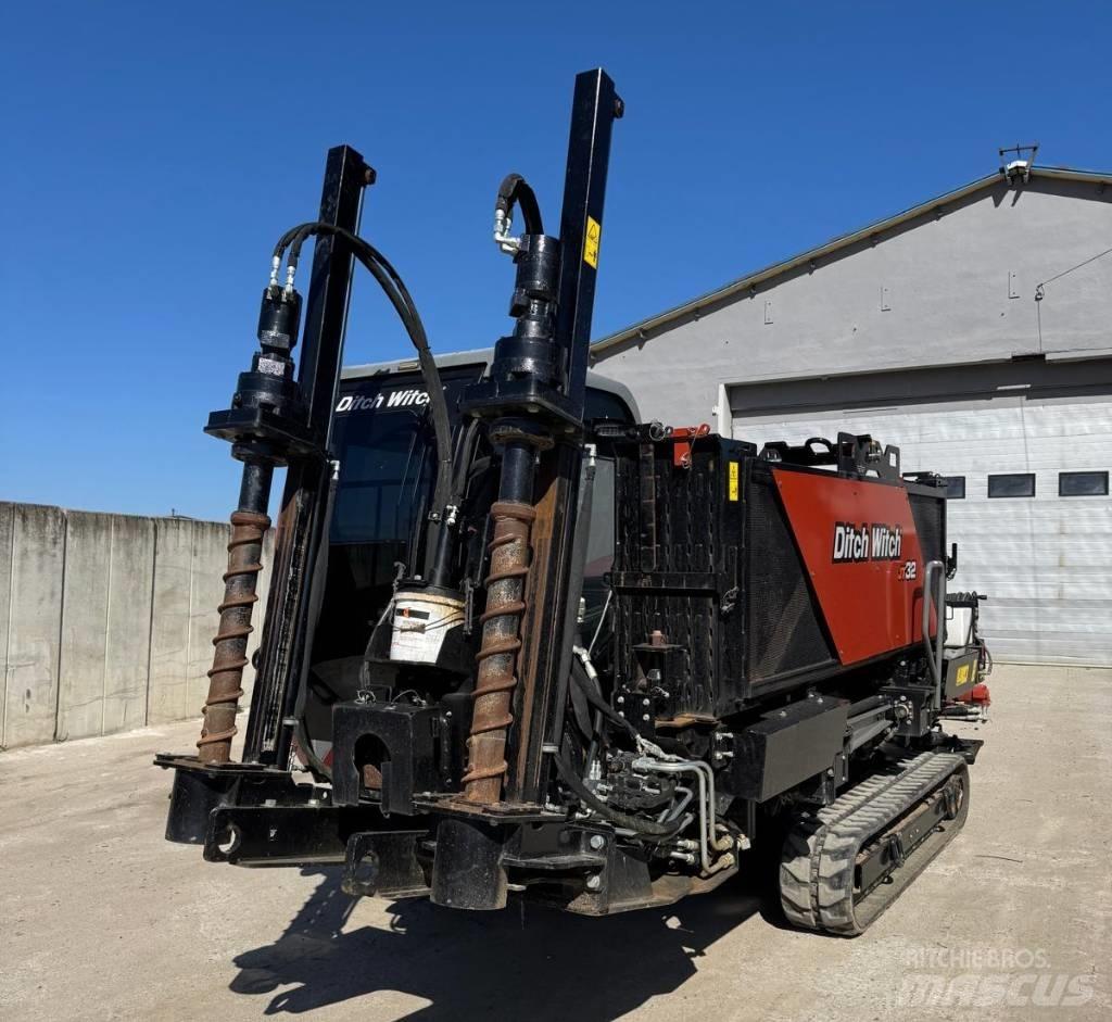 Ditch Witch AT32 水平定向钻井设备