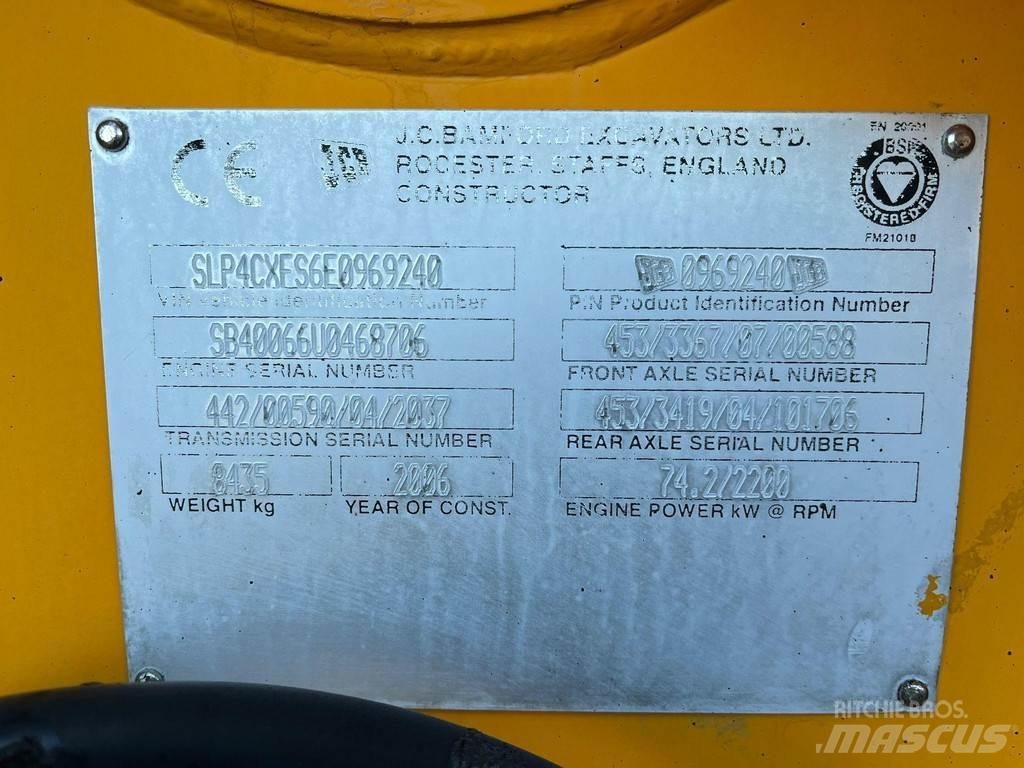 JCB 4 CX 4x4 反铲装载机