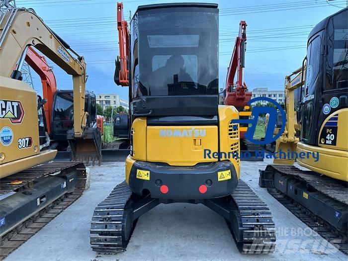 Komatsu PC 30MR 小型挖掘机
