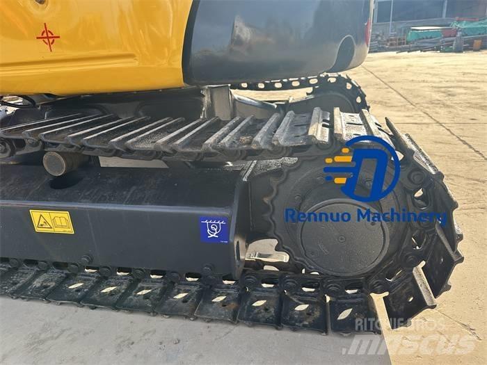 Komatsu PC 30MR 小型挖掘机