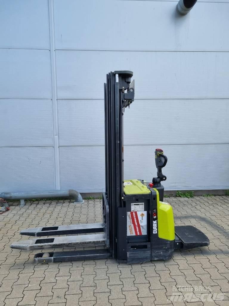 Clark SX 16 电动叉车