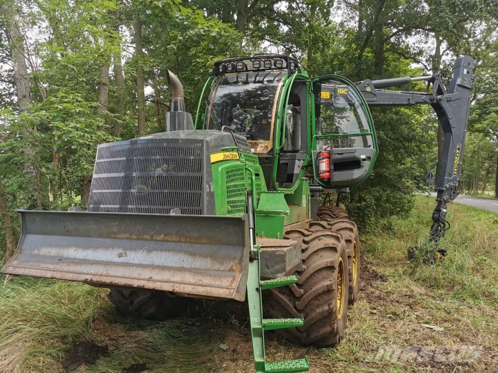 John Deere 1110G 集运机