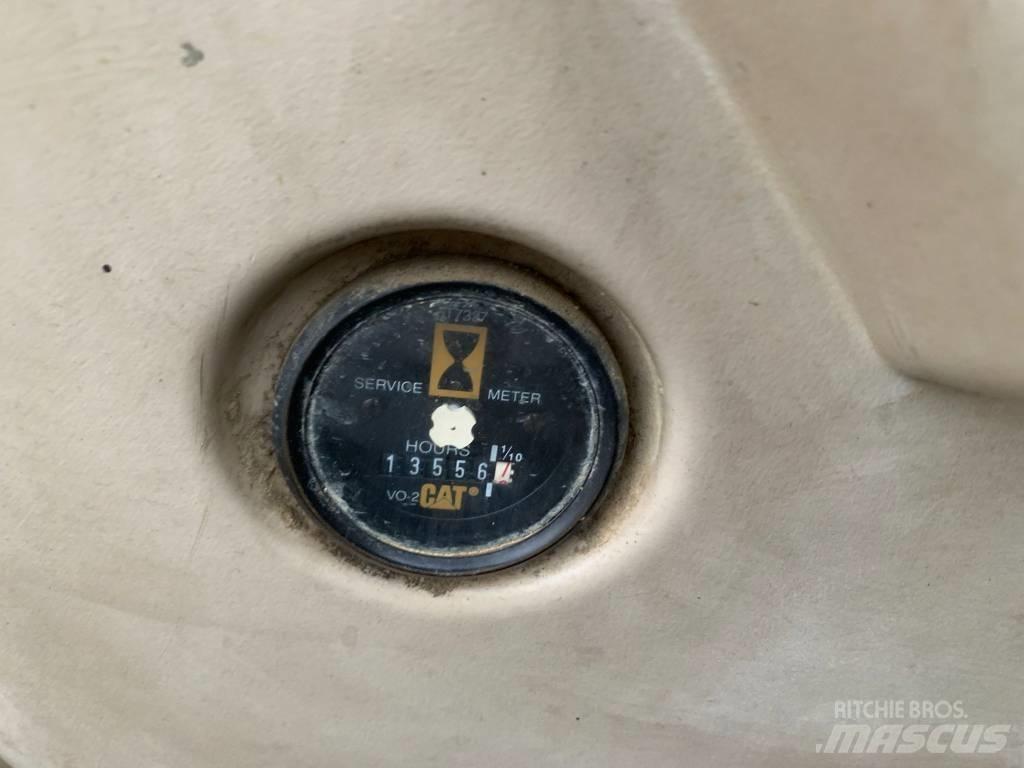 CAT 320N 履带挖掘机