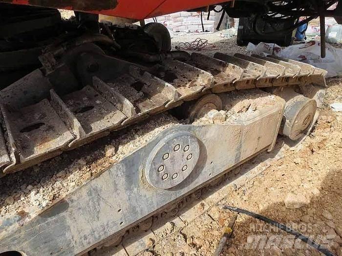 Sandvik DX780 钻孔机
