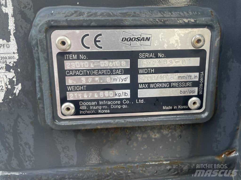 Doosan DL 420-3 挖斗
