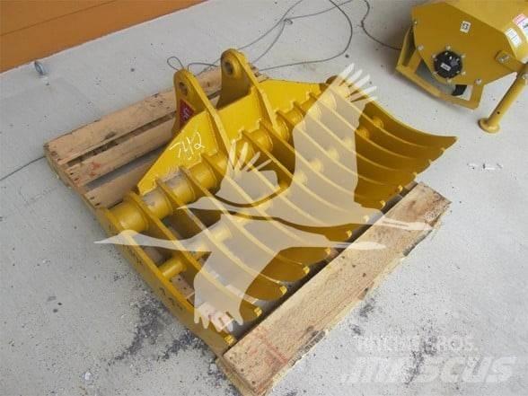 Emaq CAT 305 松土器