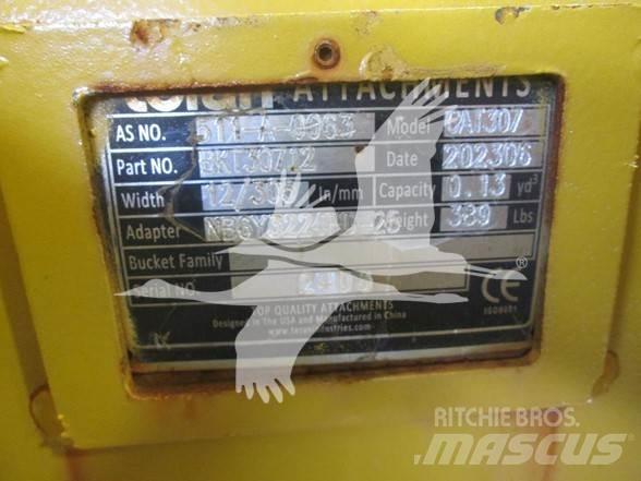 Teran CAT 307 挖斗