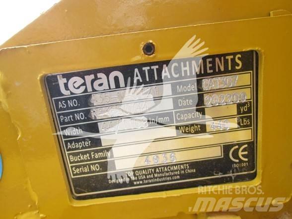 Teran CAT307 松土器
