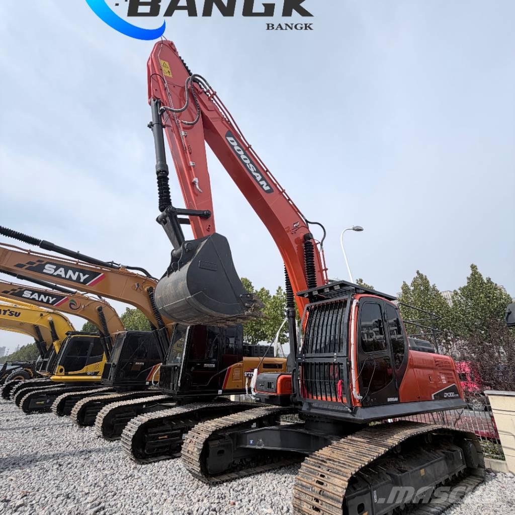 Doosan DX 300 LC 履带挖掘机