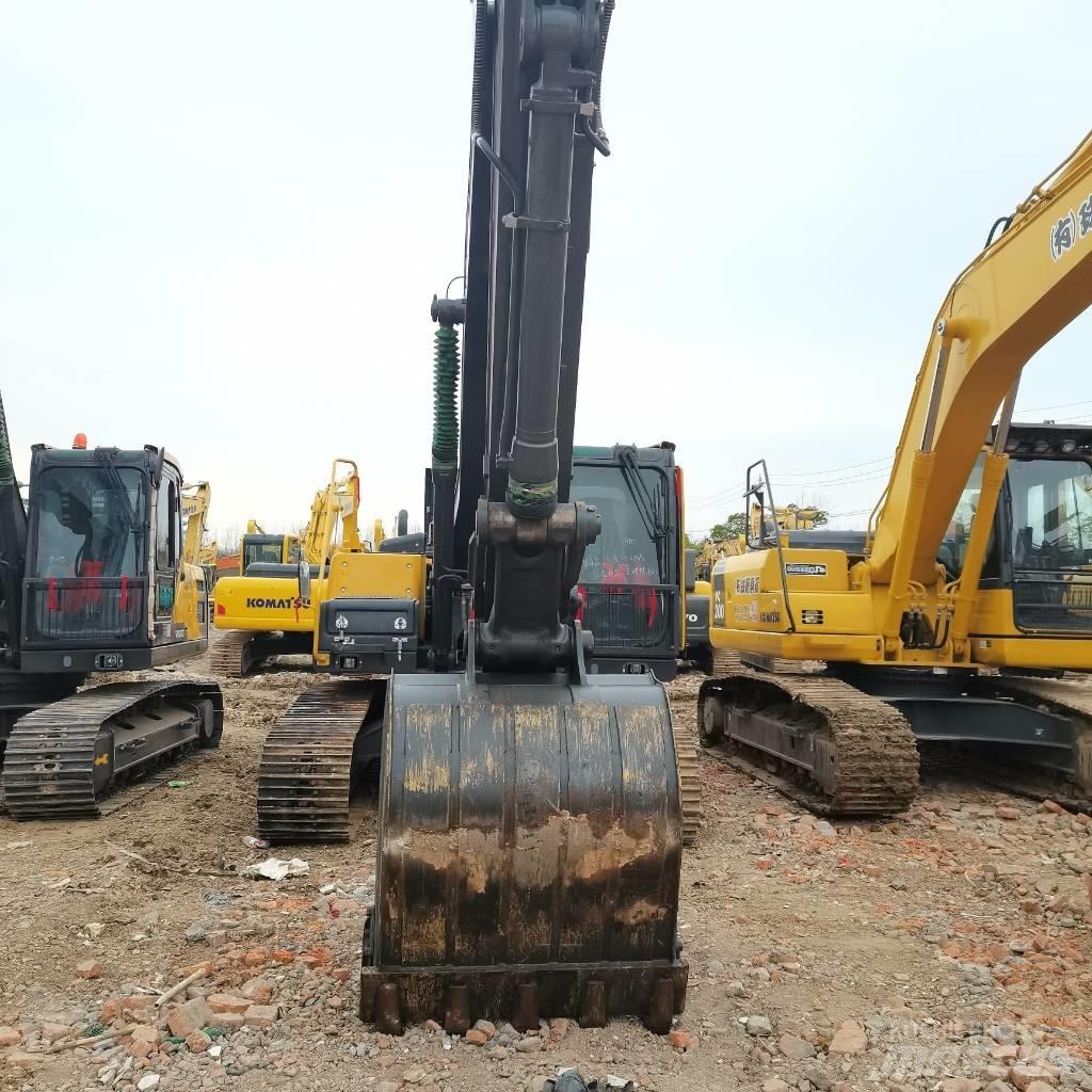 Volvo EC 240 履带挖掘机