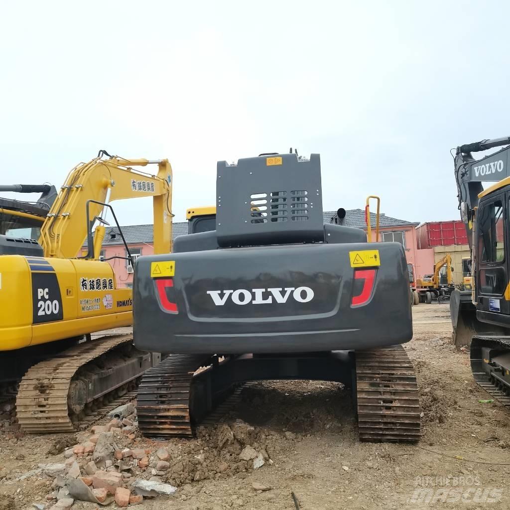 Volvo EC 240 履带挖掘机