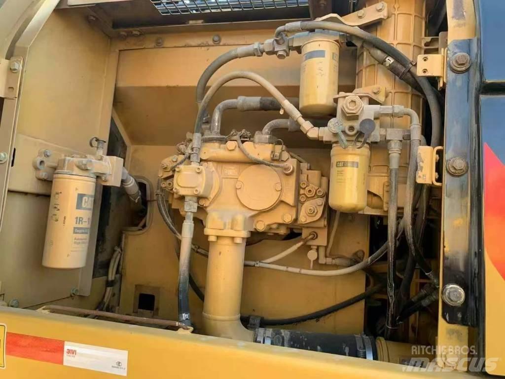 CAT 329 D 履带挖掘机