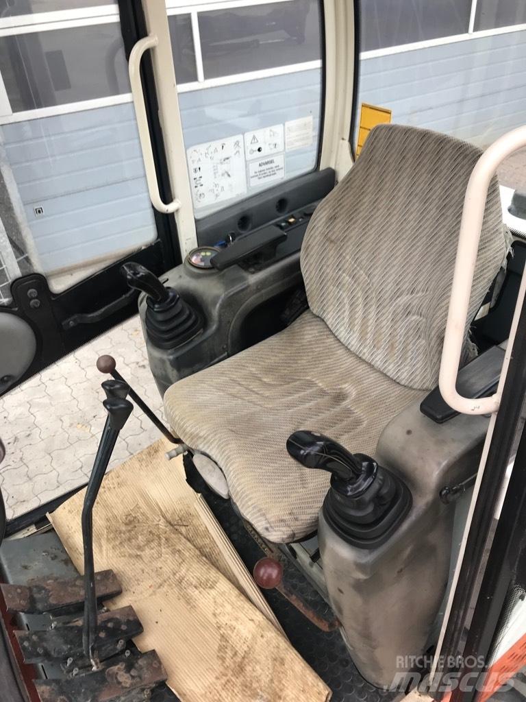 Terex Schaeff HR2.0 小型挖掘机