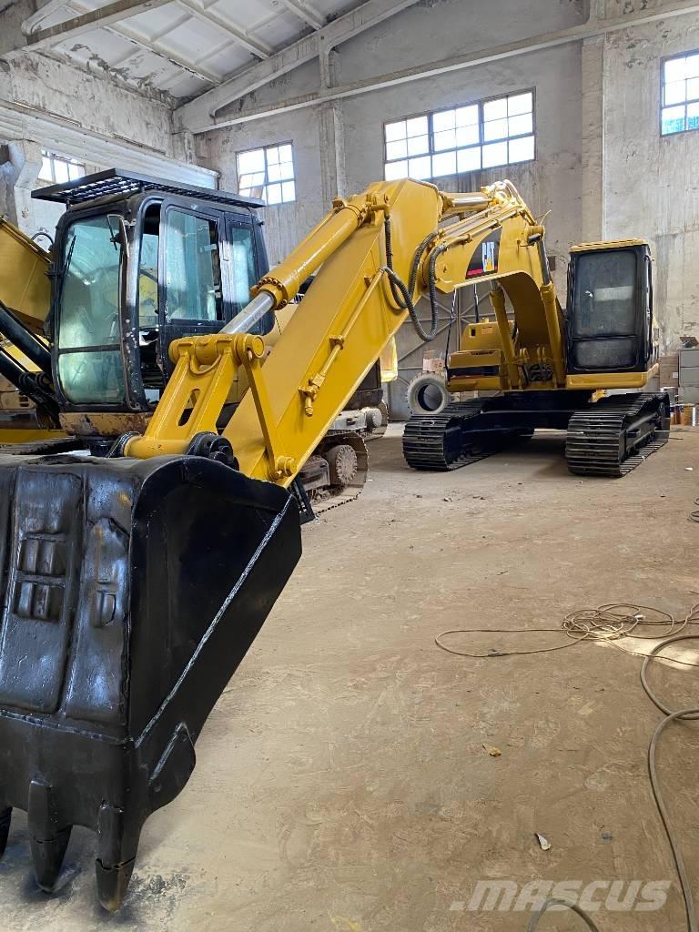 CAT 320 B 履带挖掘机