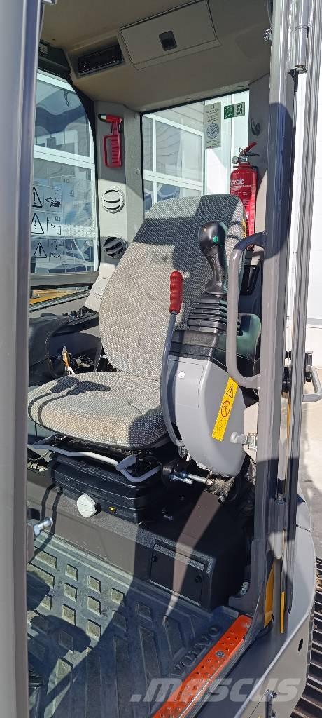 Volvo ECR88D 中型挖掘机