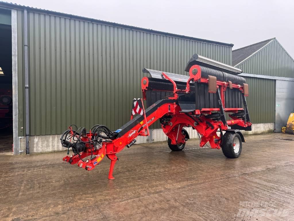 Kuhn Merge Maxx 950 料堆整形机