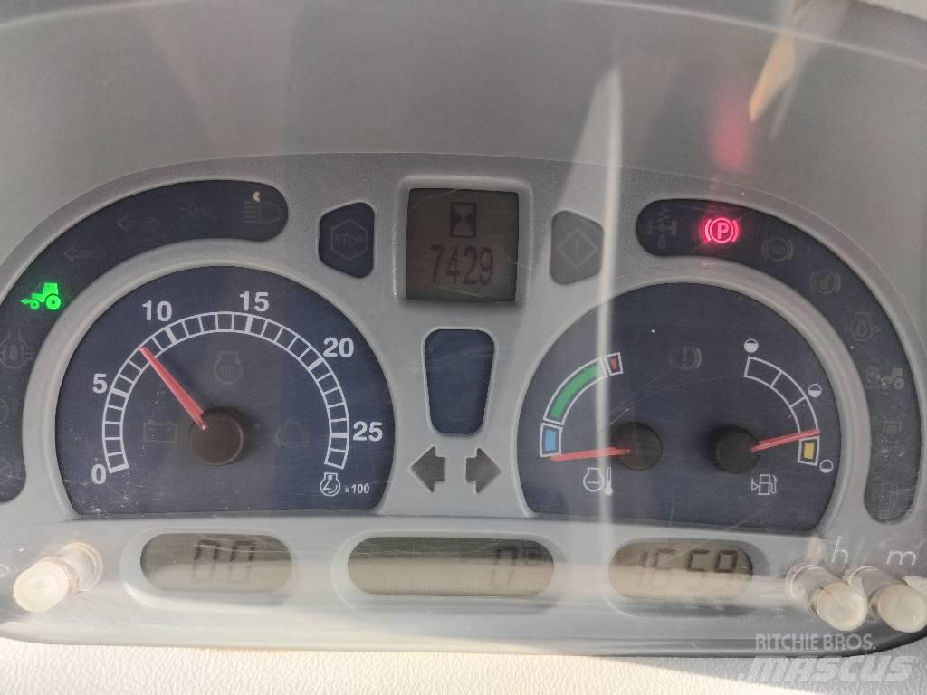 New Holland T7030 拖拉机/农用车