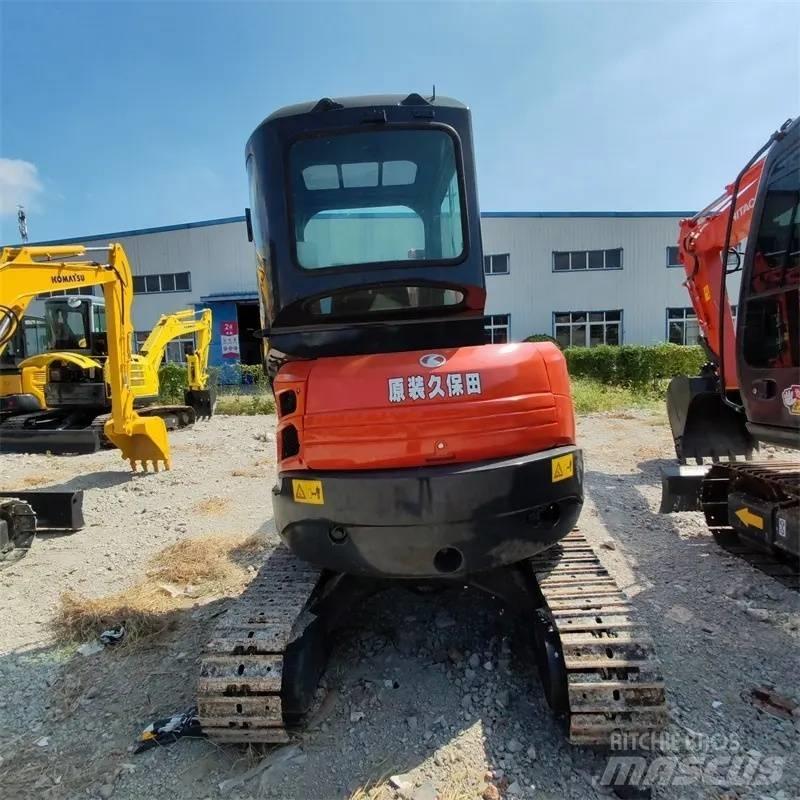 Kubota U 30 小型挖掘机