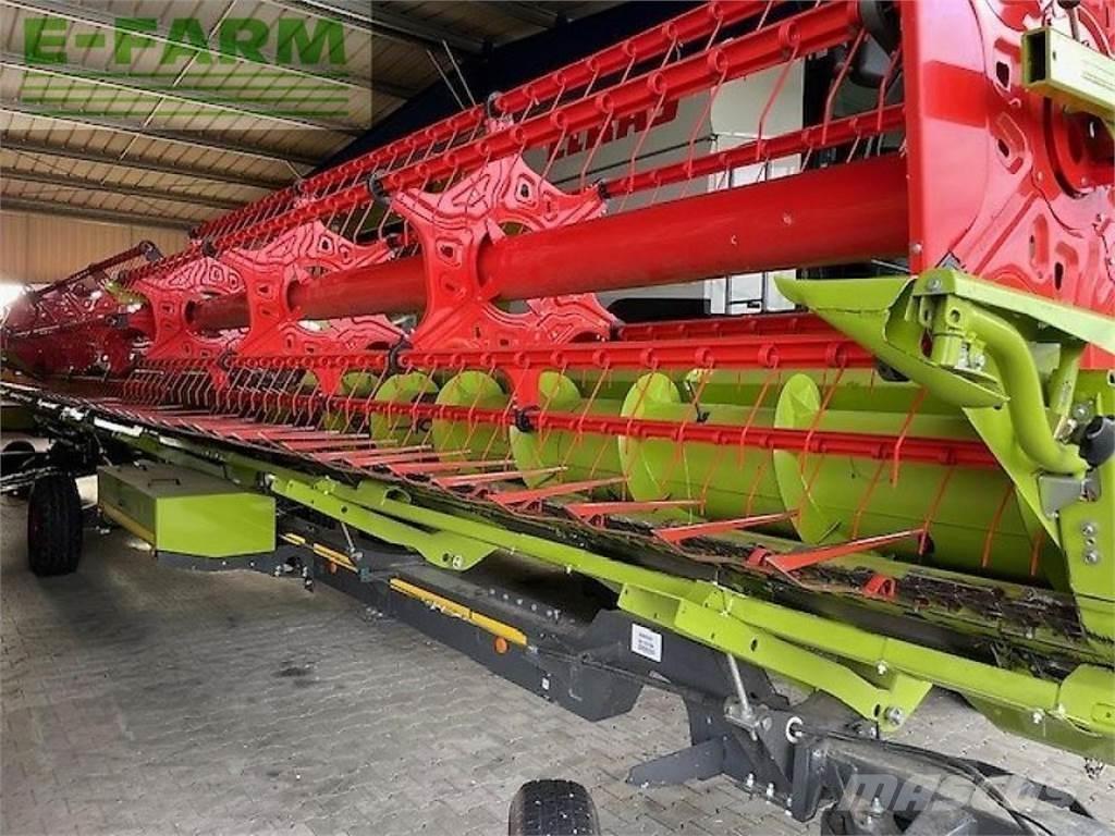 CLAAS lexion 7700 联合收割机