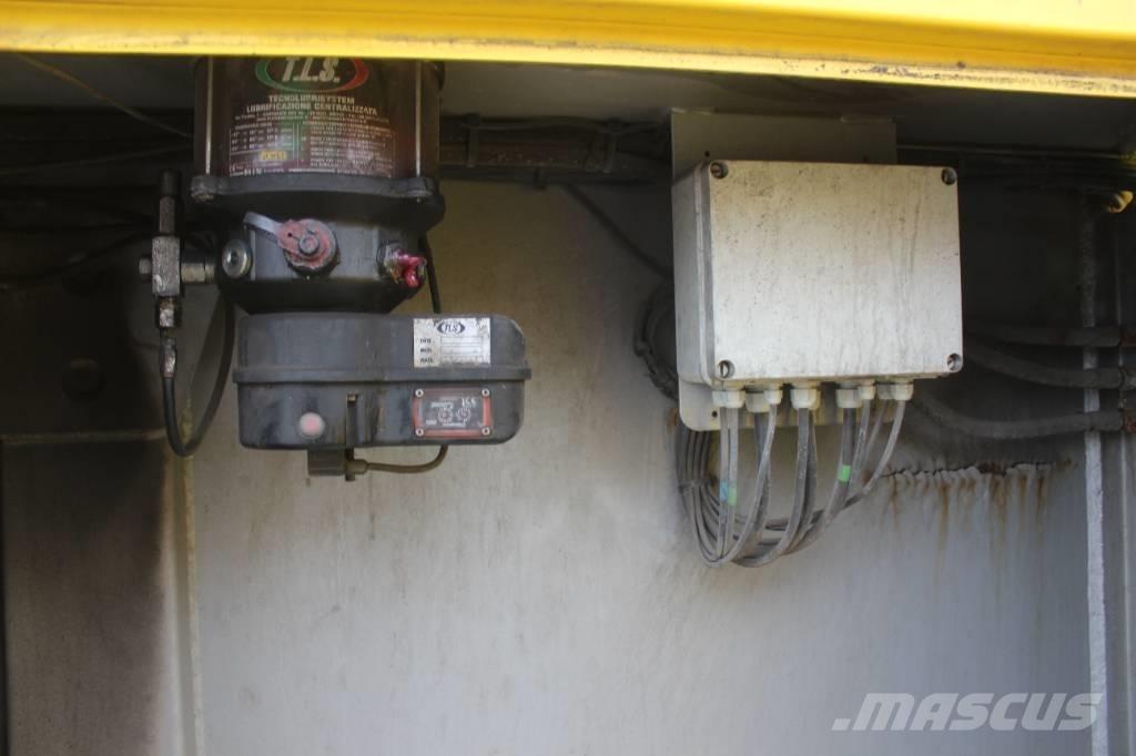 AMT IN300 Innenlader 其他半挂车