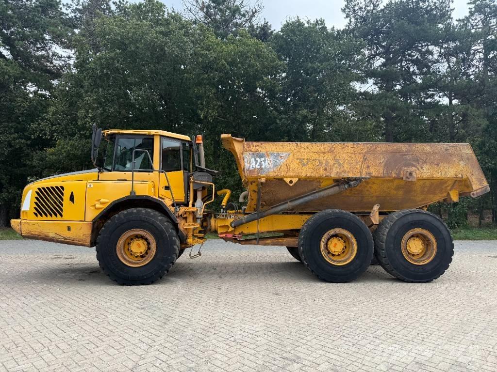 Volvo A 25 D 铰接式自卸车