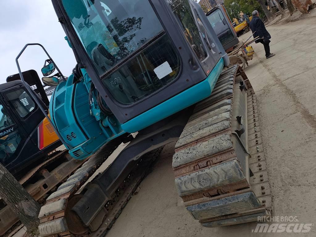 Kobelco SK 135 SR 履带挖掘机
