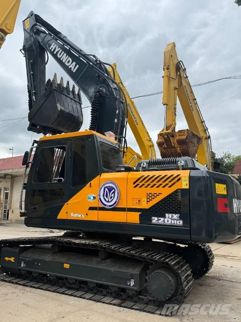 Hyundai HX220HD 履带挖掘机