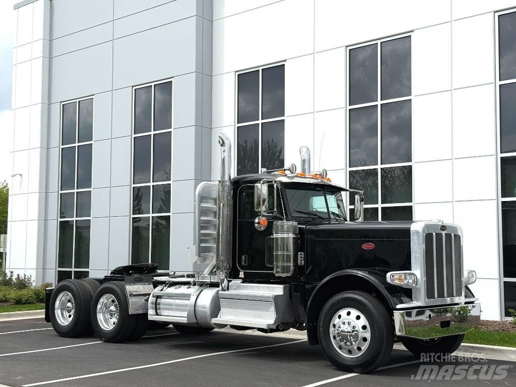 Peterbilt 389 牵引车
