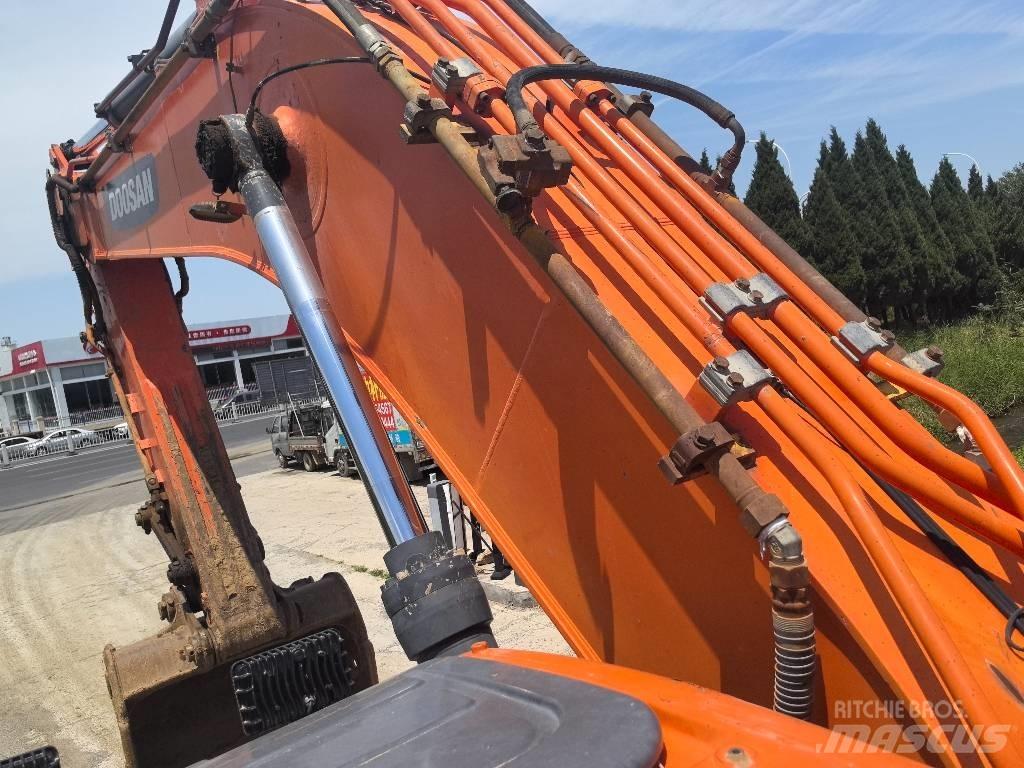 Doosan dx340lc-9c 履带挖掘机