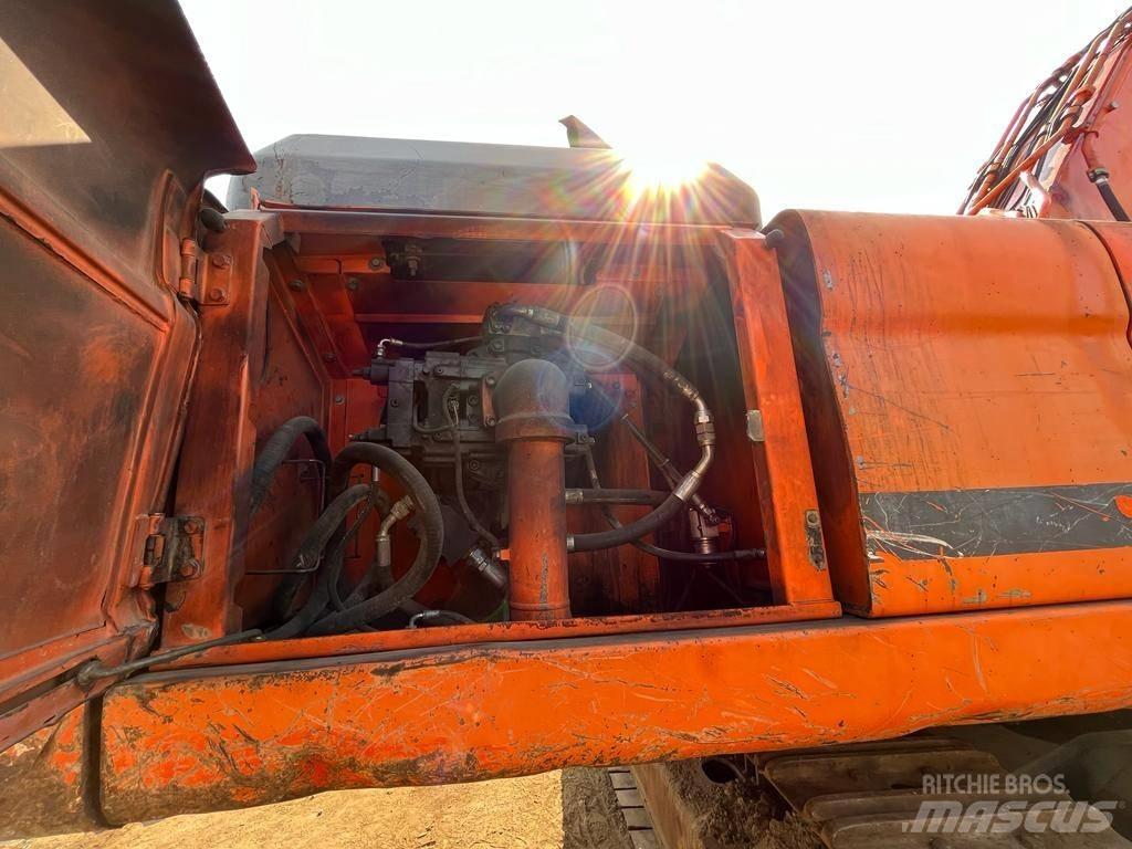 Doosan DX 480 LC 履带挖掘机