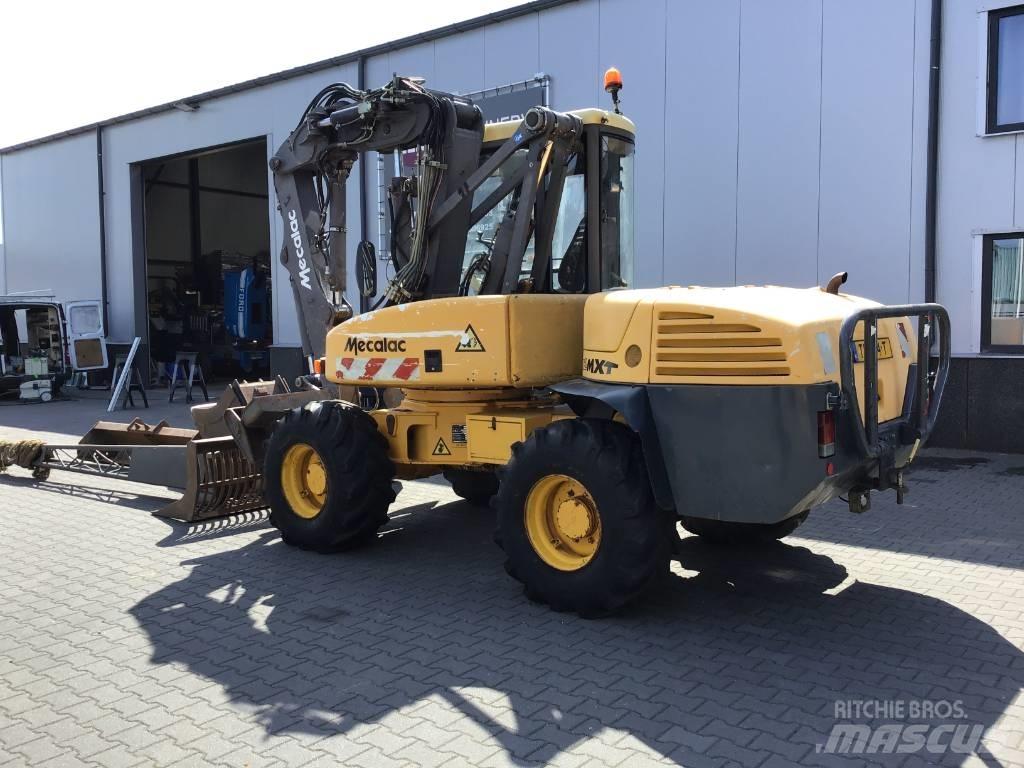 Mecalac 12 MXT 轮式挖掘机